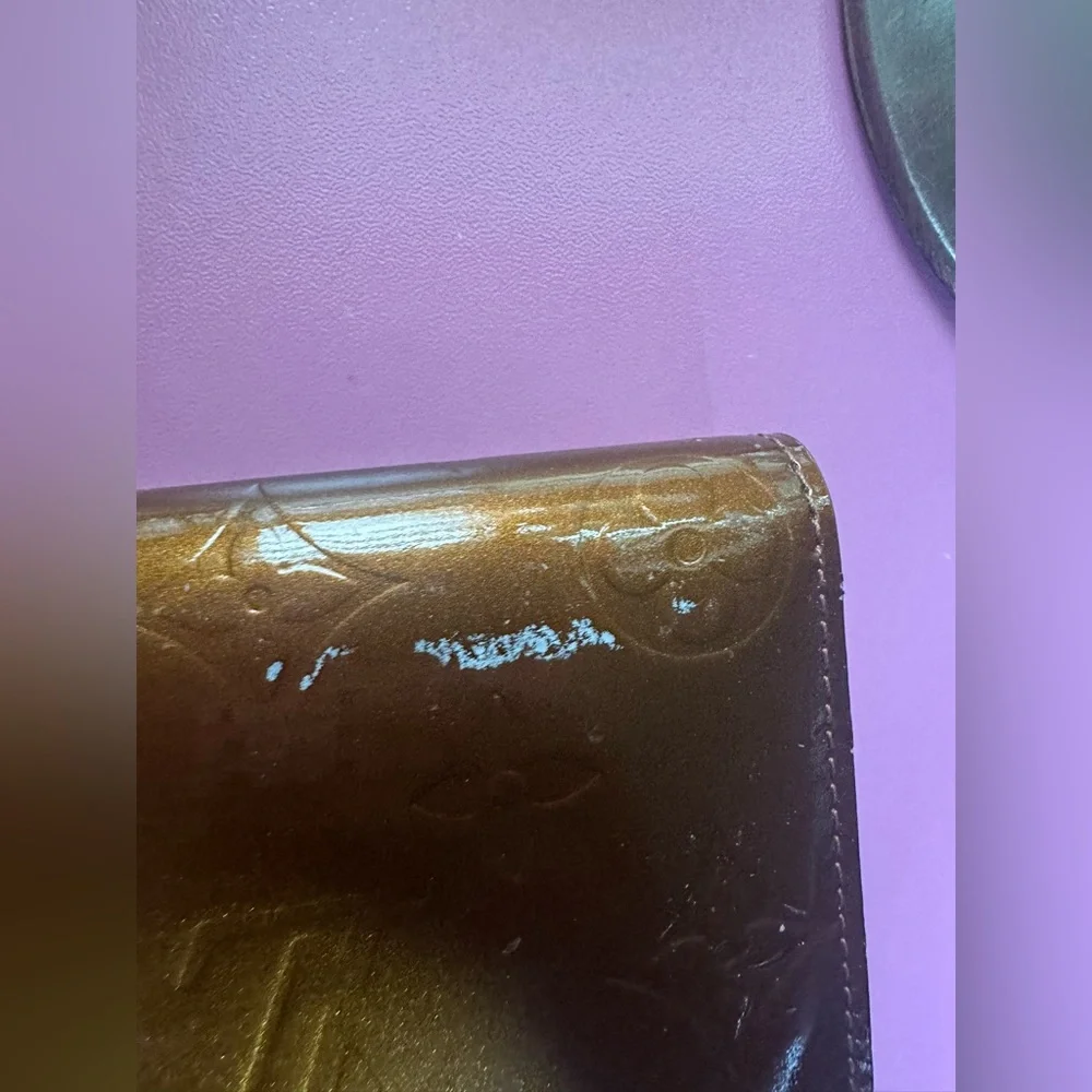 LV wallet ONLY - Picture 10 of 13